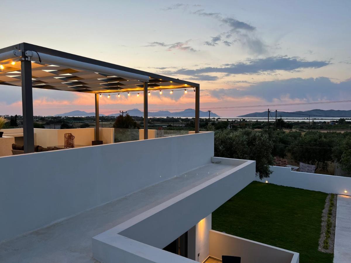 Casa Di Somnia Luxury Suites And Villas Marmari  Exterior photo