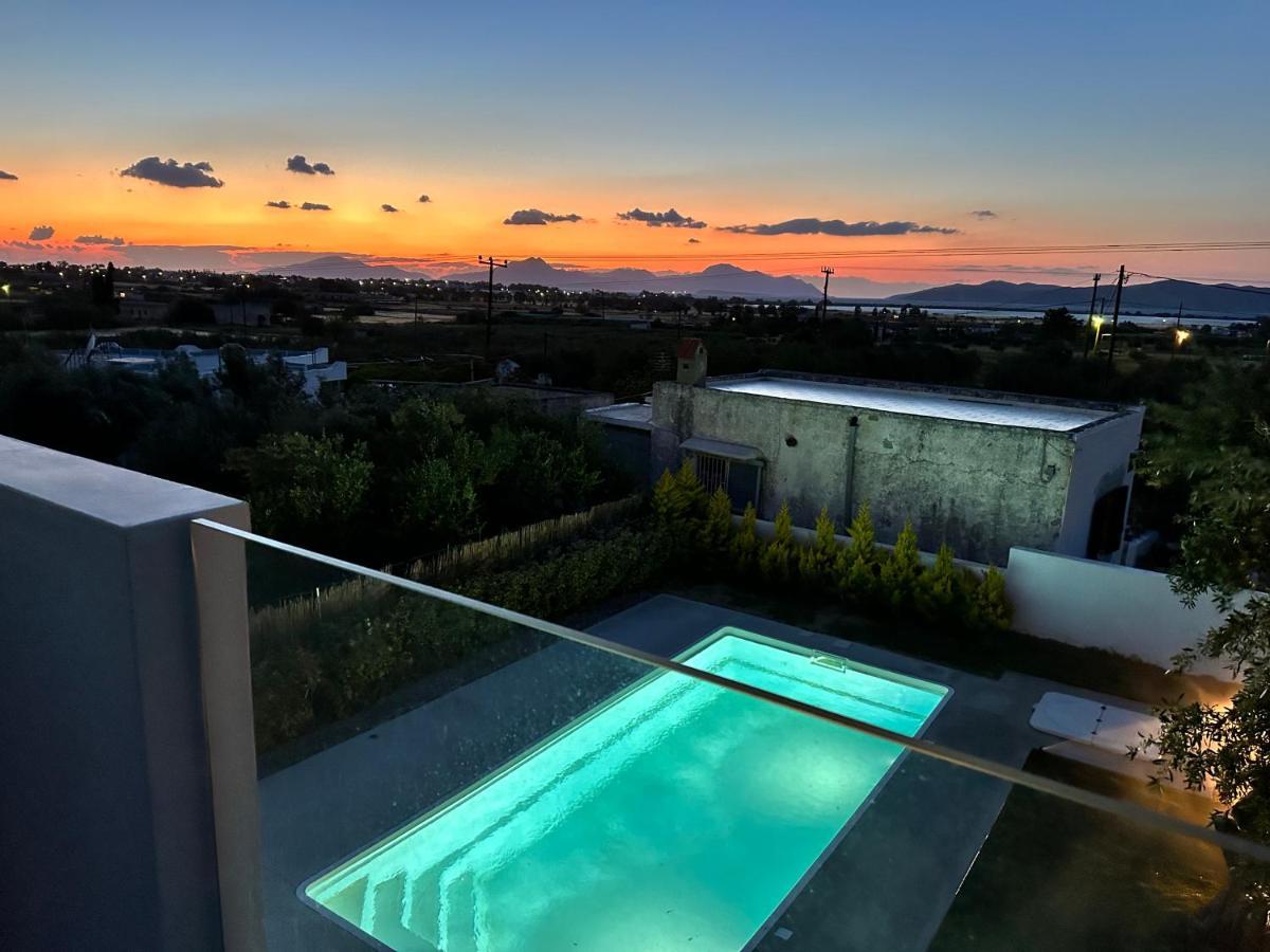 Casa Di Somnia Luxury Suites And Villas Marmari  Exterior photo